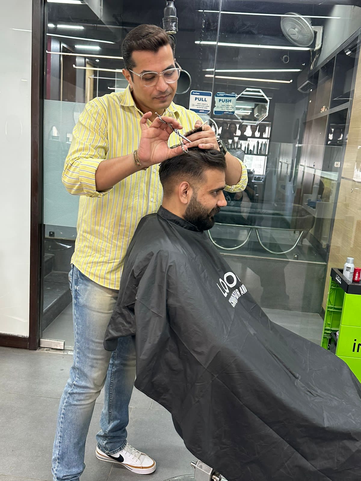 Assistant Hair Dresser – Salon Services (Advance)