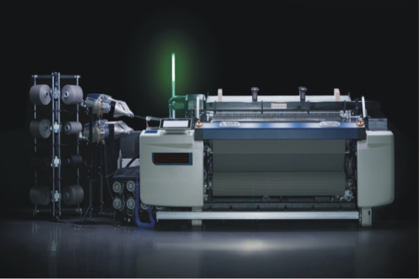 Shuttleless Loom Operator